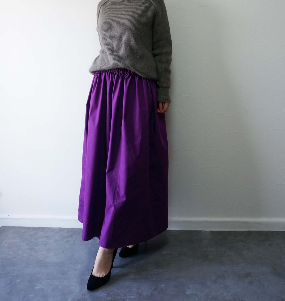大人パープルロングスカート