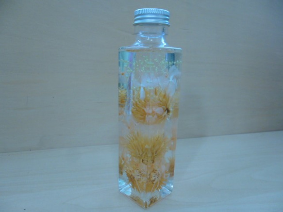 ハーバリウムボトル【オレンジ】【ライトレッド】 3枚目の画像