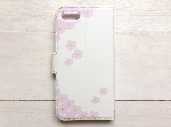 うさぎと桜  手帳型スマホケース  iPhone8  多機種対応 4枚目の画像