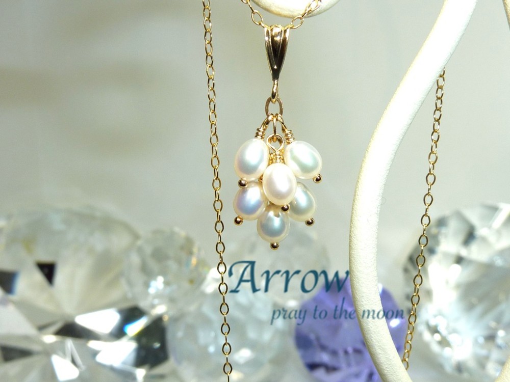 異性を惹きつける恋の宝石＊淡水パールのブーケネックレス☆14KGF