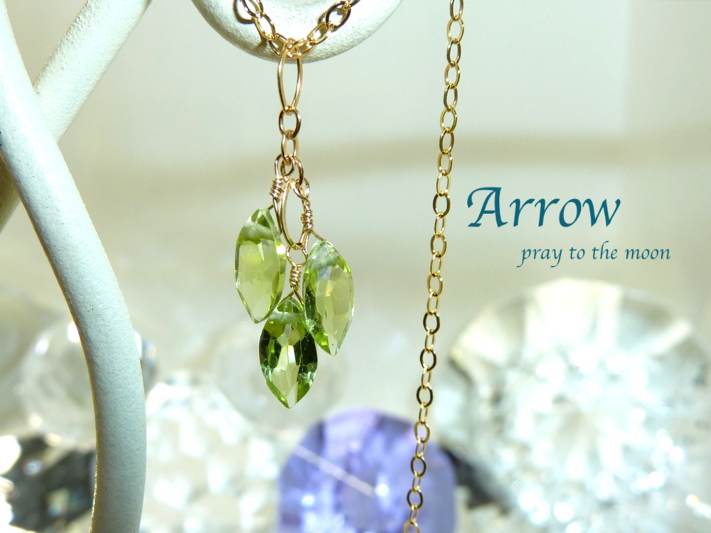 希望と勇気をもたらす＊高品質ペリドットリーフブーケネックレス☆14KGF