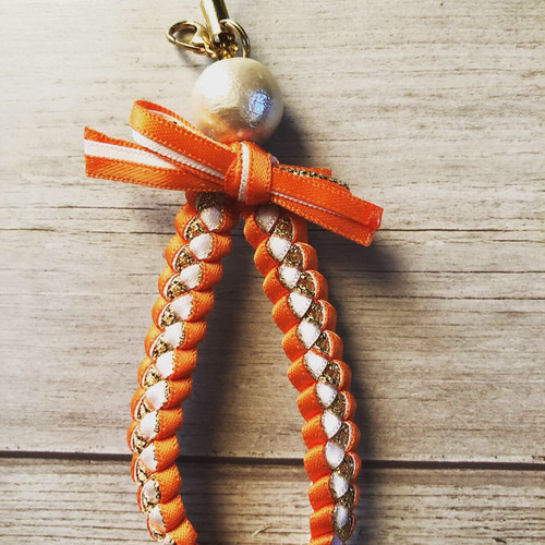 リボンレイのキラキラストラップ❤︎推し色メンバーカラーオレンジ