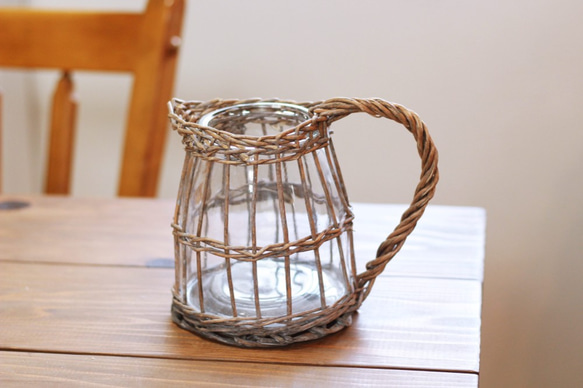 フラワー　ガラス花瓶(ピッチャー型) 1枚目の画像