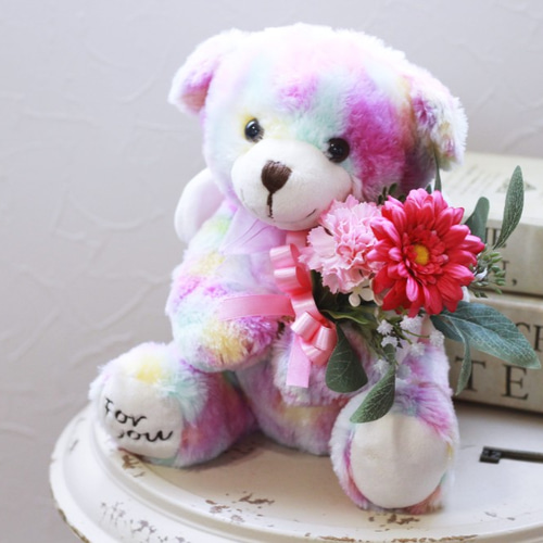 ブーケを抱えた天使の羽根付きクマさん ぬいぐるみ ぬいぐるみ SEASON