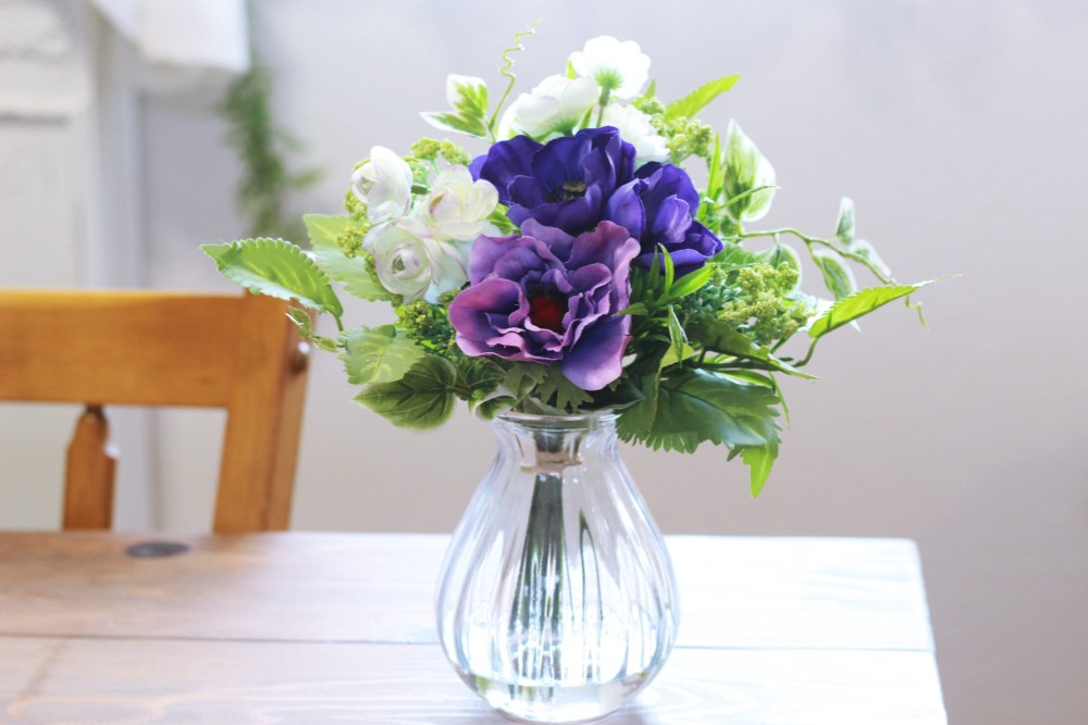 再販　水替え不要!!アネモネとグリーンのガラス器アレンジ　「Creema限定」 4,875円