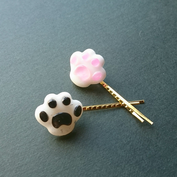 肉球ヘアピン2色セット【受注制作】 ヘアピン 蒼依堂 通販｜Creema  