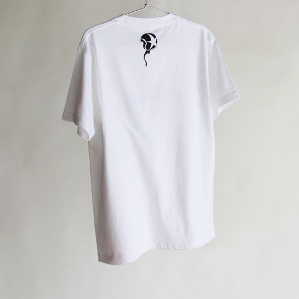 ウサギくんのTシャツ white × black 3枚目の画像