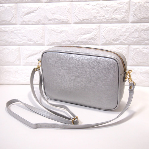 ☆只今製作中☆6月25日前後の発送予定☆日本製☆牛革☆スクエア  