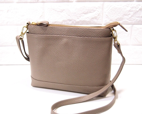 ☆日本製☆本革☆トリプル収納Ⅱ☆収納多数☆斜め掛けショルダーバッグ