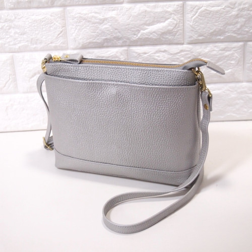 ☆日本製☆本革☆トリプル収納Ⅱ☆収納多数☆斜め掛けショルダーバッグ  