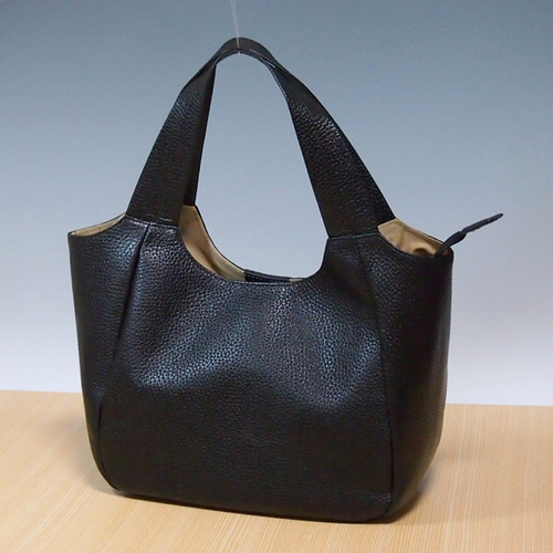 ☆ハンドメイド☆日本製☆牛革☆手提げバッグ☆クロ色☆フォーマル  