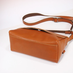 ★手工製作★日本製造★真皮★磨砂皮・做舊★翻蓋・斜挎包★駝色★錢包手拿包★ 第4張的照片