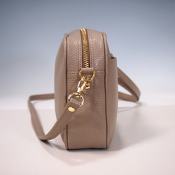 ★日本製造★牛皮★方形★斜挎包★單肩包★錢包袋★手機袋★灰褐色★超輕★ 第10張的照片