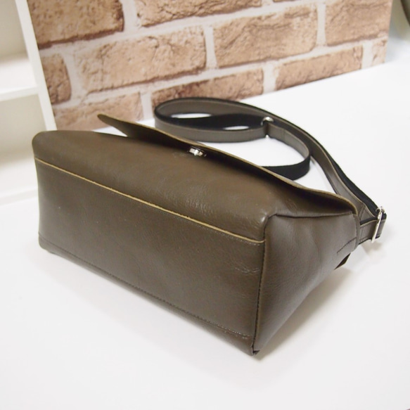 ★手工製作★日本製造★真皮★數位皮革/隨時間變化★覆蓋/斜挎單肩包★卡其色★錢包手拿包★ 第5張的照片