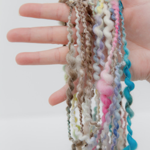 アートヤーン アートヤーン 極太単糸 手紡ぎ（品番252） 毛糸 四つ実 通販