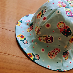 47-50 リバーシブルの赤ちゃん帽子 3枚目の画像