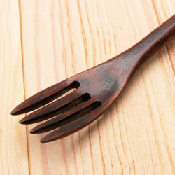 手削りデザートフォーク 2枚目の画像