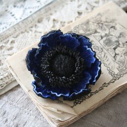 アネモネのコサージュ（ブルー）～動く花弁 3枚目の画像