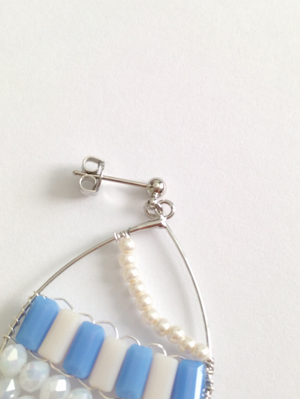 drop hoop beads pierced earring 3枚目の画像