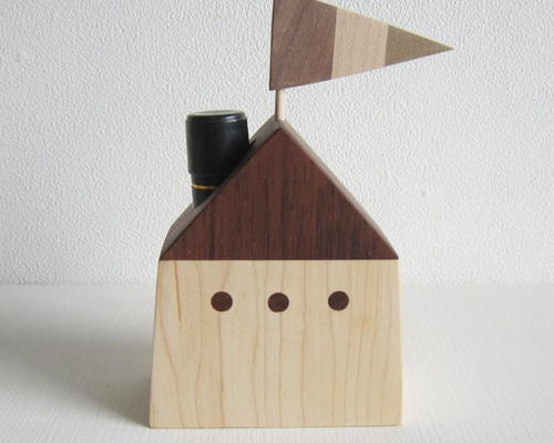 木目が温かい熊の掛け時計 木製 日本製 ハンドメイド インテリア 小物