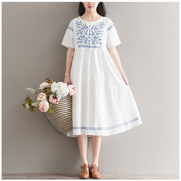 ホワイト 花柄刺繍 ワンピース 半袖 ピンク 花柄刺繍 半袖ワンピース
