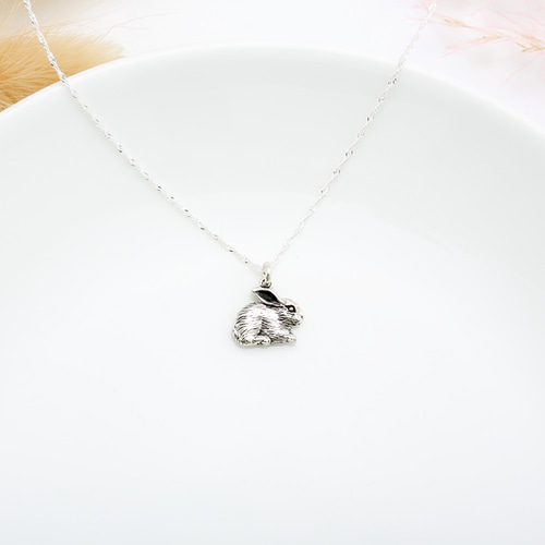 Angel & Me】アリス 白うさぎ シルバー925 純銀ネックレス