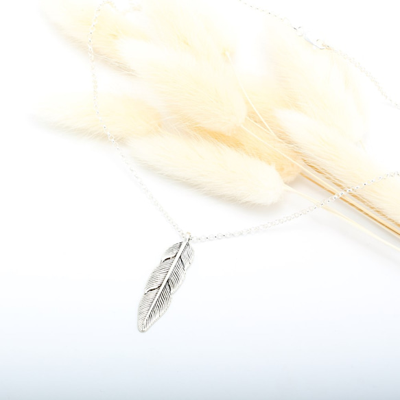 インディアン　大きい羽　 Feather 　シルバーs925純銀ネックレス　誕生日プレゼント　記念日やバレンタインデープ 4枚目の画像