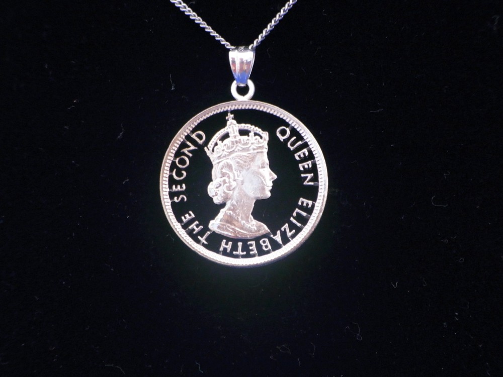 コインカットペンダント　旧香港50セント