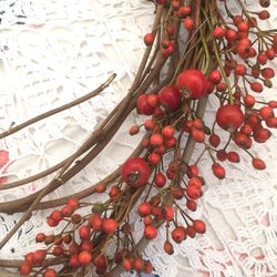 赤い木の実のリース 3枚目の画像