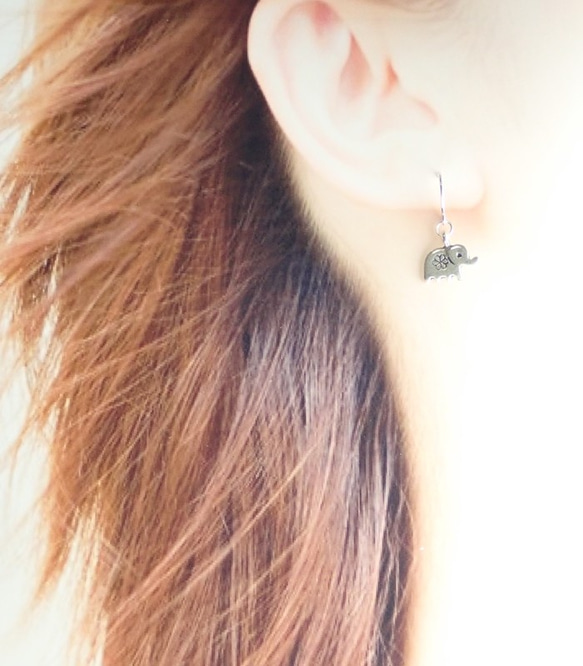 Silver925*P24*カレンシルバー☆ゾウさんピアス 4枚目の画像