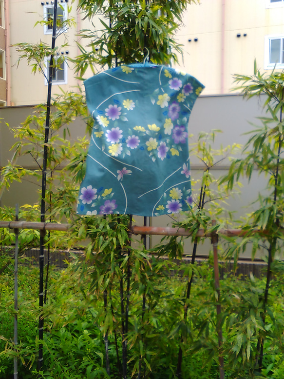 ゆかた地　フレンチブラウス　ブルーグリーンに花柄　綿 2枚目の画像