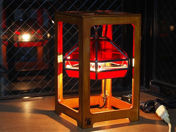 ステンドグラス・木枠の6面ランプ(赤) 610 9枚目の画像