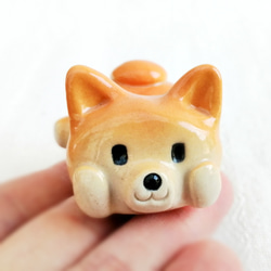 小さな柴犬　ペンレスト　陶器のわんこ 5枚目の画像