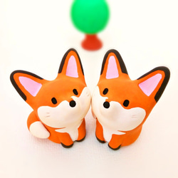 Mini Mini Sitting Fox 狐狸雕像 第5張的照片