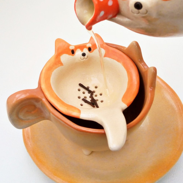 橙色 Shiba Inu 茶濾器 Shiba Inu 陶器濾茶器 第1張的照片