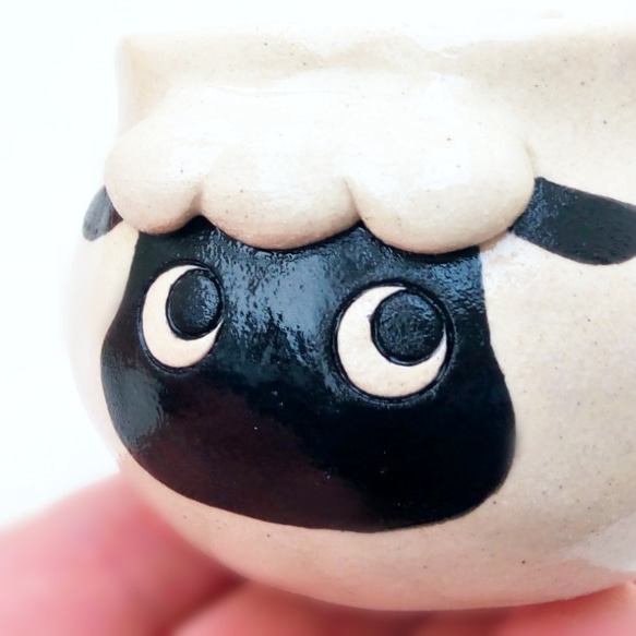 羊のデミタス　ひつじの形の小さなコーヒーカップ 2枚目の画像