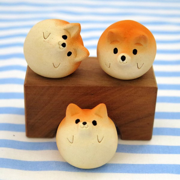 シバ玉ミ3点セット 小さな柴犬置物 その他置物 工房しろ 通販 757542