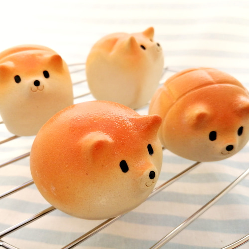 柴犬ペーパーウエイト・こんがり食パン風 陶器のわんこ その他置物