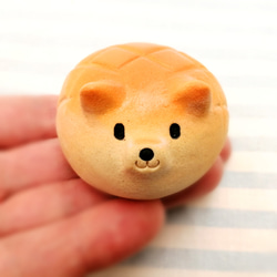 Shiba Inu 鎮紙，棕色瓜麵包風格陶狗 第2張的照片