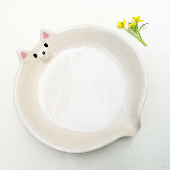 白柴犬の片口皿　陶器の豆腐皿 3枚目の画像