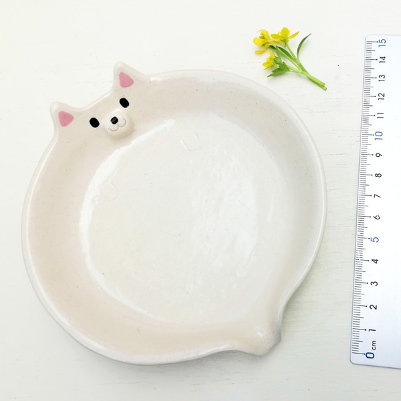 白柴犬の片口皿　陶器の豆腐皿 6枚目の画像
