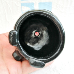 小さなラブラドール植木鉢・黒　陶器のわんこプランター 5枚目の画像