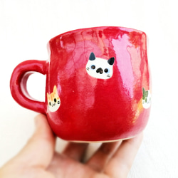 猫のイラストマグカップ・レッド　＊試作品　陶器のにゃんこ　冷たい飲み物にもどうぞ 3枚目の画像