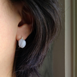 單純而簡練-隨形扁圓藍紋瑪瑙xS925.金屬線纏絲吊墜耳勾耳夾耳環 第7張的照片