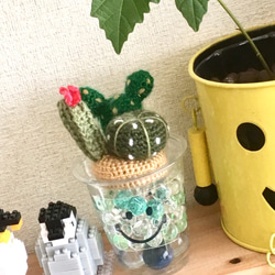 受注製作☆かぎ針編みのサボテン 寄せ植え風 2枚目の画像