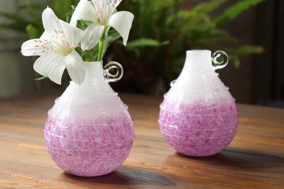 秋の新作「花色一輪挿し ホワイト×ラベンダー」桔梗 菫 スミレ