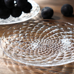 「Fruttaのお皿」 スウェーデンクリスタルガラス 透明 クリア 煌めき 和モダン ガラス おもてなし 上品 8枚目の画像