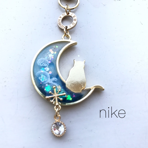 Moonlight cat ~ 月猫 バッグチャーム レジン キーホルダー ねこ Moonlight cat ~ 月猫 バッグチャーム レジン キーホルダー ねこ