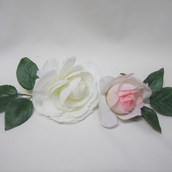 フレンチローズのキャスケードブーケ。高品質な造花使用♪ブートニア付き♪生花みたいに綺麗な造花です♪高品質なのに安い 10枚目の画像