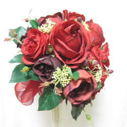 真紅のバラのラウンドブーケ♪ブートニア付き♪生花みたいに綺麗な造花です♪高品質なのに安い 6枚目の画像